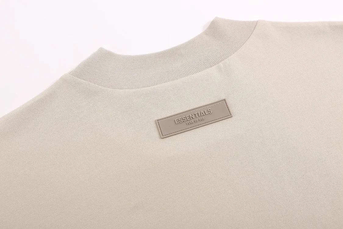 ESSENTIALS FOG E T ：E 2215# ： Black Green Sizes：S MＬXL ：100% Size